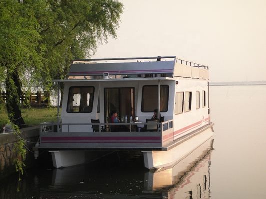 Bestyear House Boat Fiberglass Boat House Yacht