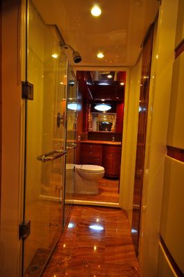 Allmand 68 Super Luxury Yacht