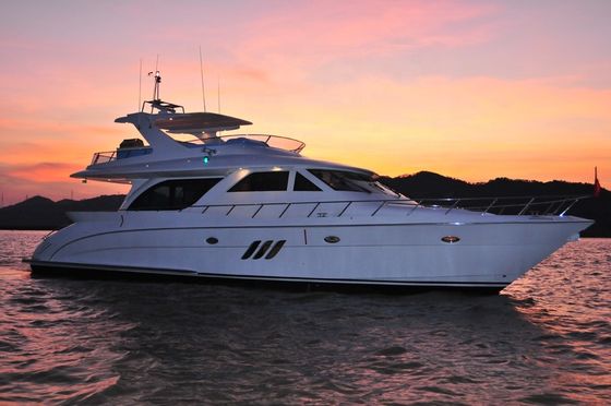 Mega Yacht 68 Foot